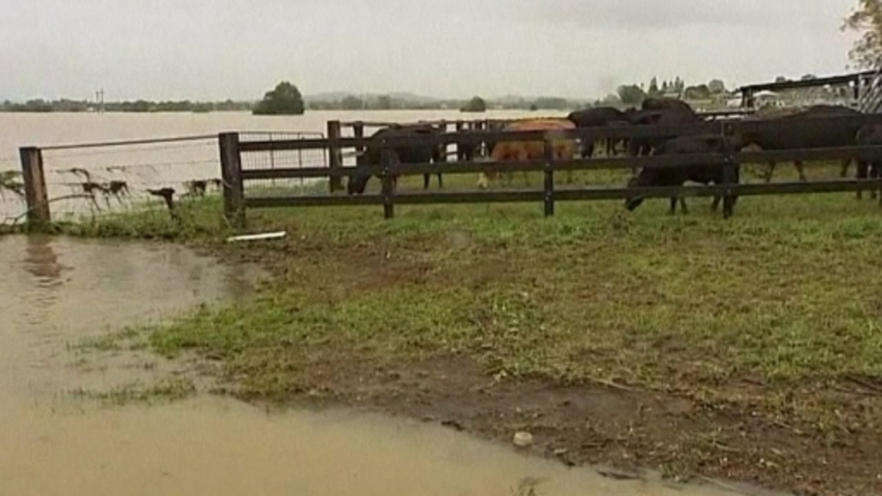 Floods, storms slam southeastern Australia