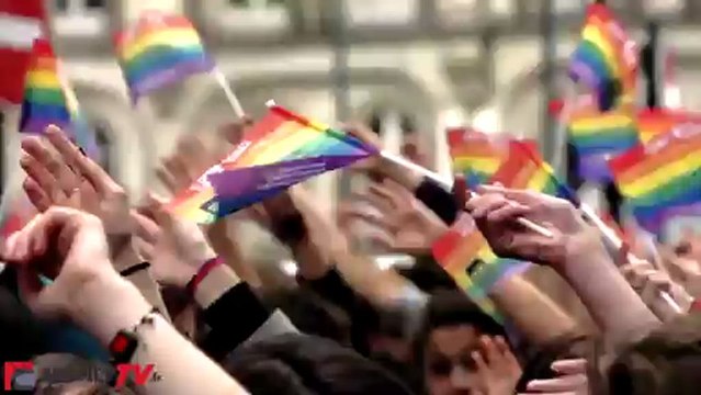 GAYPRIDE 2012 à Rennes : La marche des fiertés