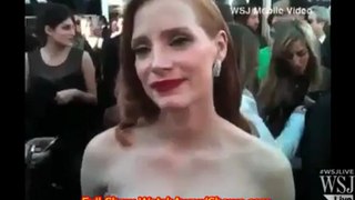 jessica chastain huge cleavage Oscar Awards 2013