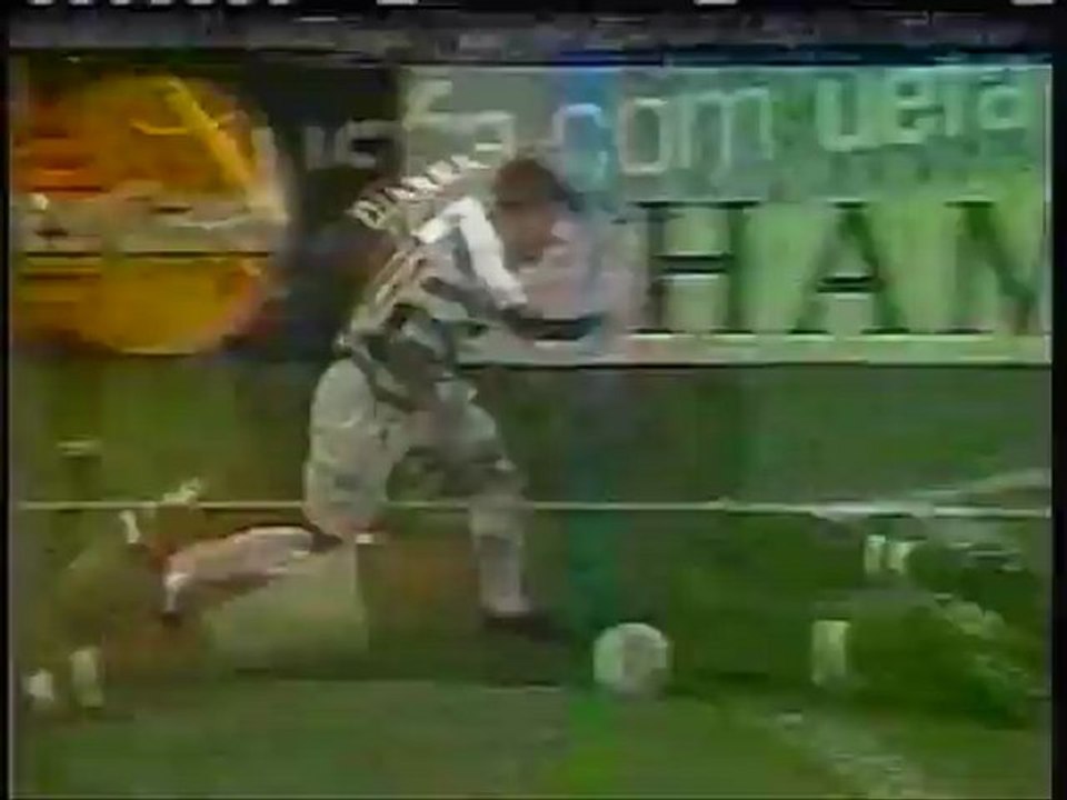 2003 (December 10) Olympique Lyonnais (France) 3-Celtic Glasgow (Scotland) 2 (Champions League)