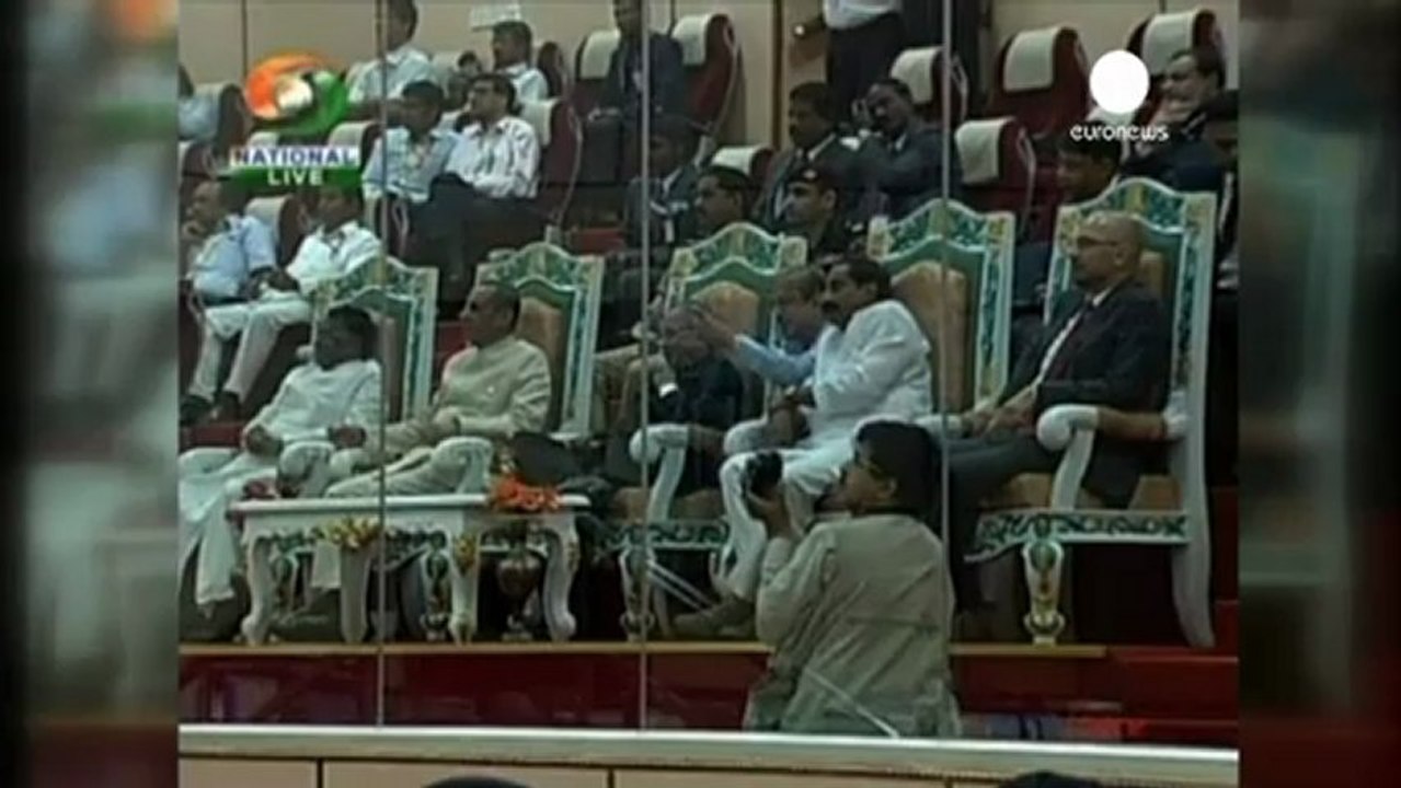 La India pone en órbita siete satélites