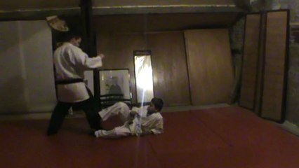 Sol contre debout : clef, blocage