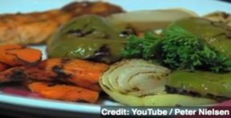 Mediterranean Diet Significantly Lowers Risk of Heart Attack