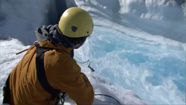Kutuplar Atlası: İnce Buz Üstünde