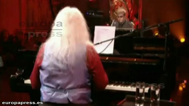 Elton John publicará nuevo álbum en septiembre