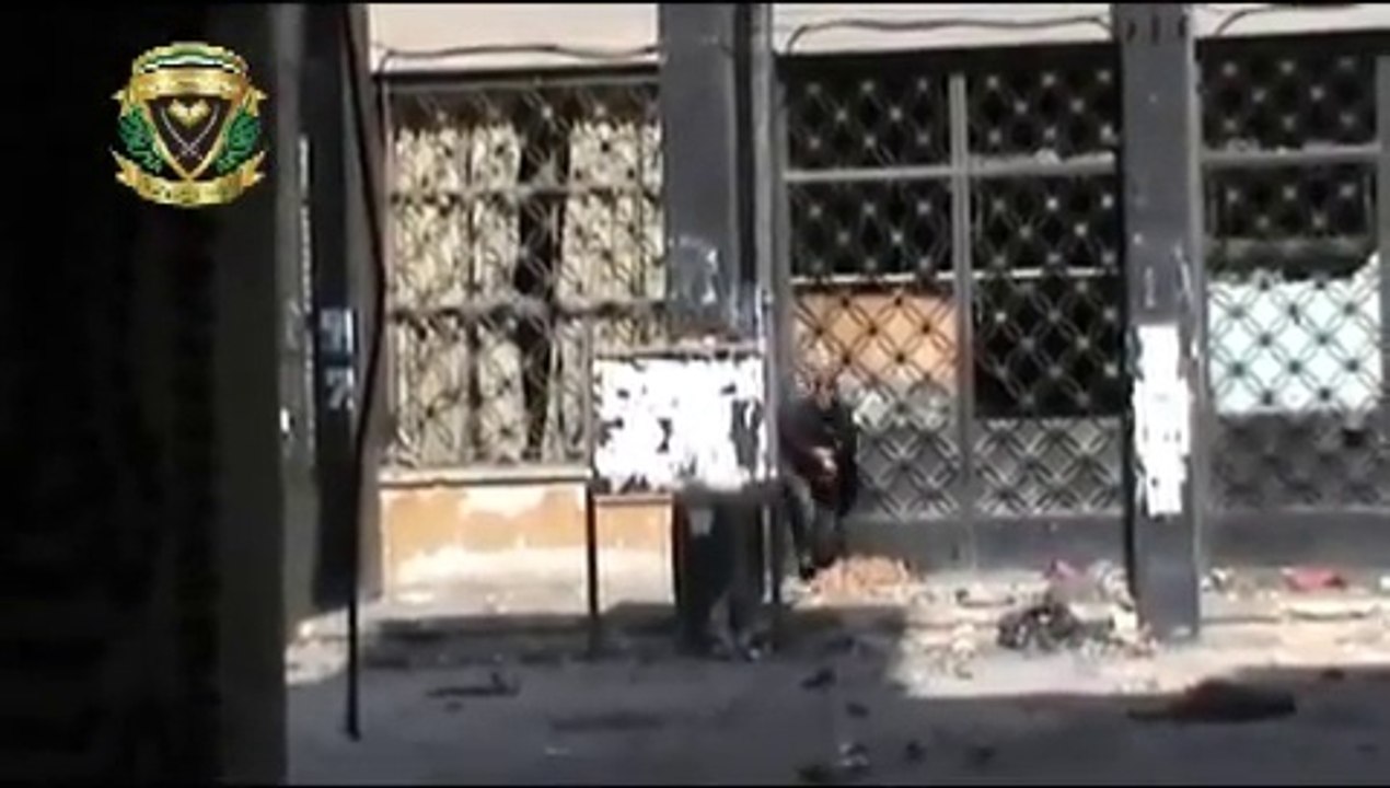 Les snipers du régime assadi en action