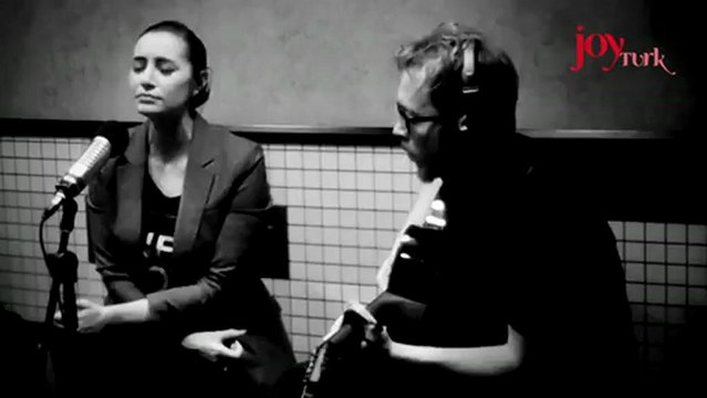Sıla - Seni Görmeseydim - Joy Türk Akustik Performansı