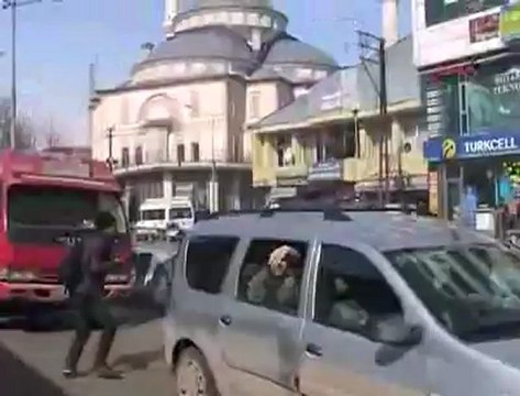 Yüksekova'da Askerler Havaya Ateş Açtı