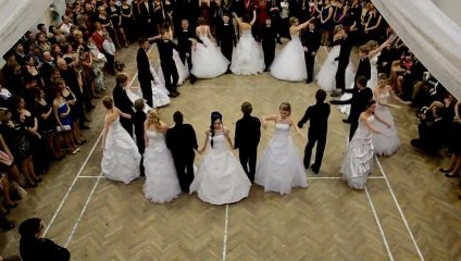 Školní ples ZŠ Moravský Písek 2013 - polonéza