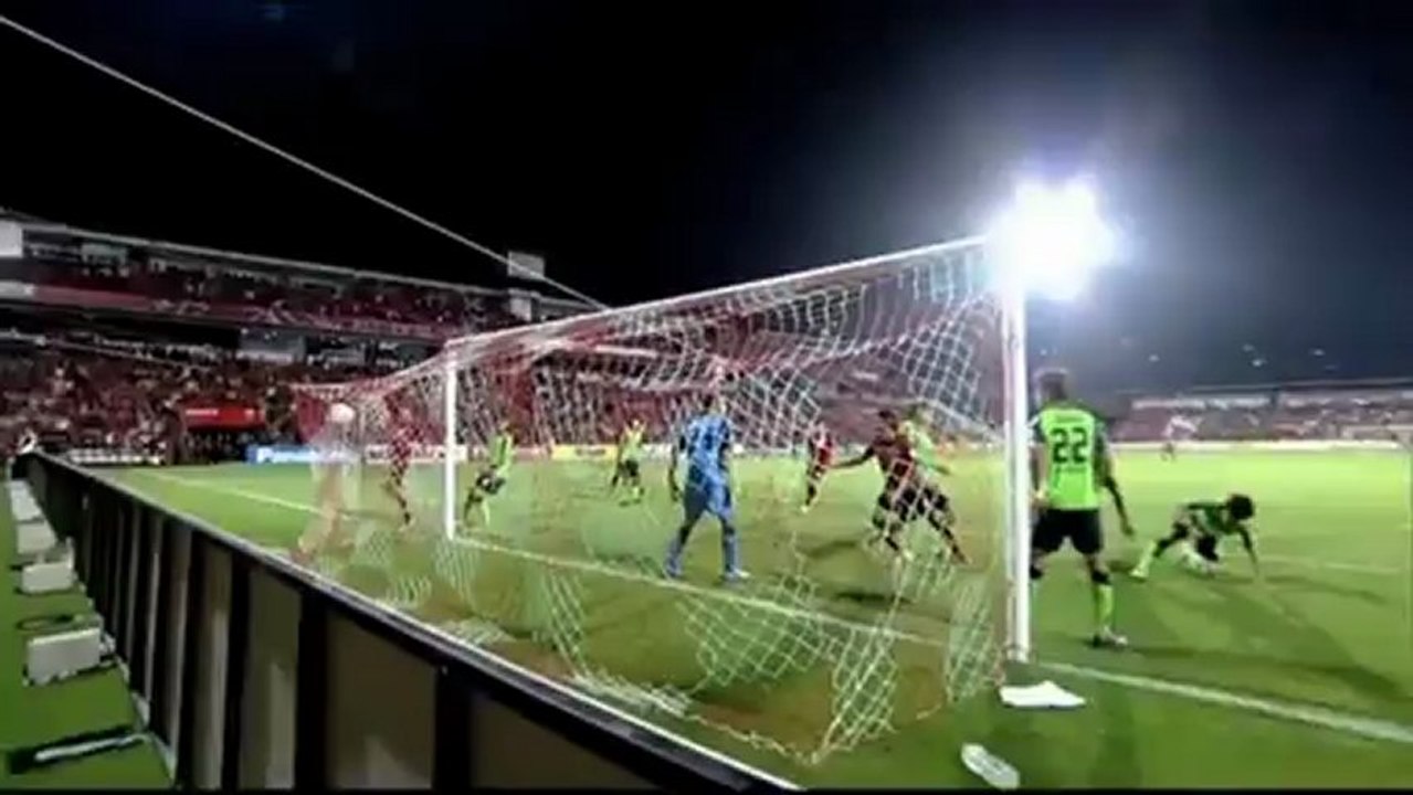 tvgoals.net / Muangthong United vs Jeonbuk Hyundai Motors- AFC Champions League 2013 (Group Stage MD1)