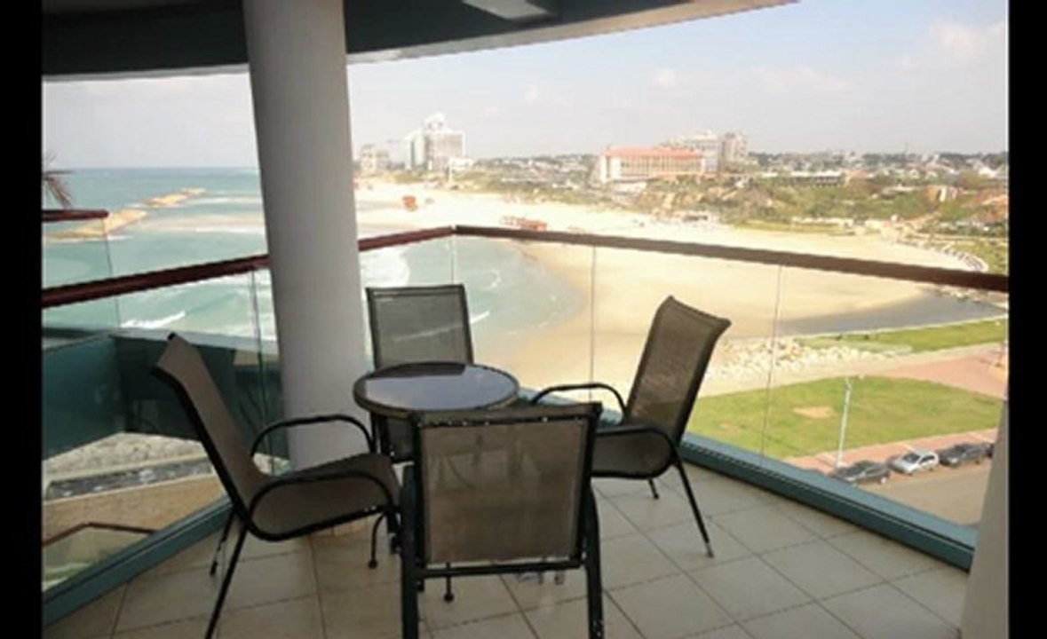 דירות עם נוף לים להשכרה בהרצליה פיתוח 054-4421444