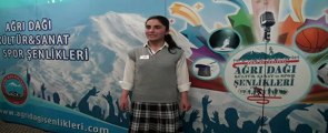Liseler Arası Türk Halk Müziği Ses Yarışması Birincisi Asuman Yavuz