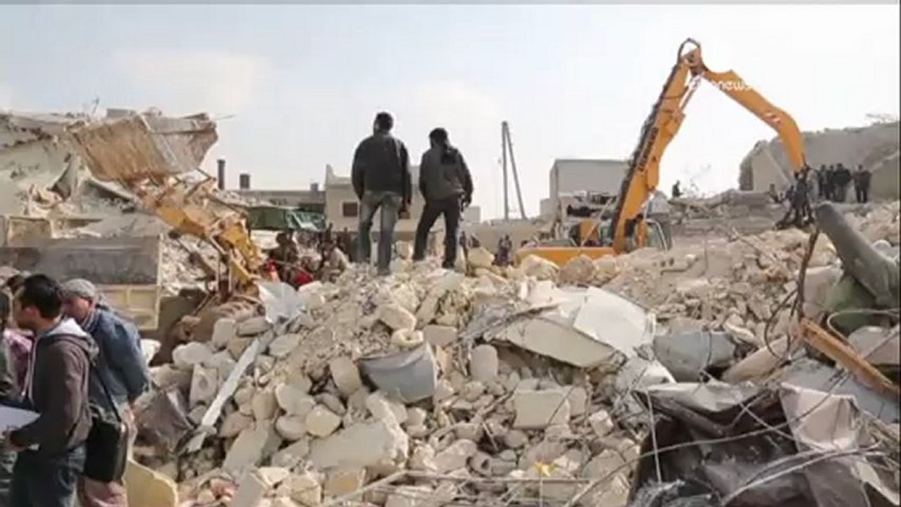 "Missili balistici sui civili". Damasco nel mirino degli...