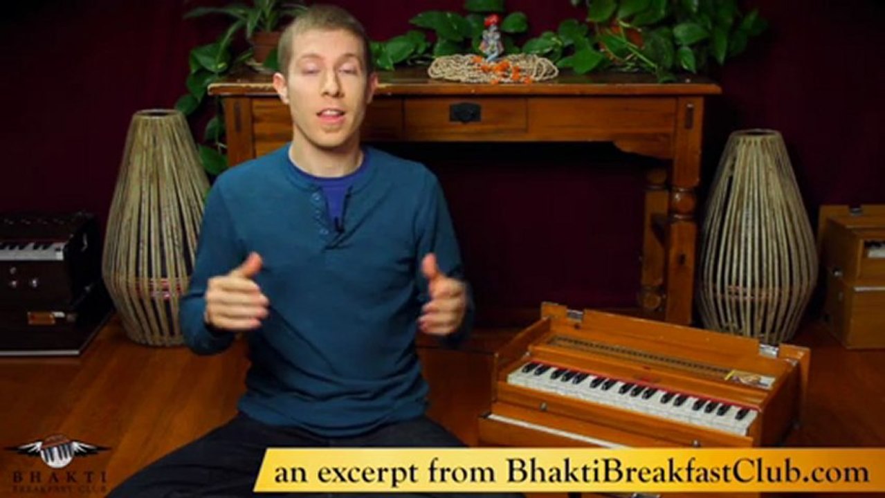 Harmonium 201 - Song: Anandamayi Ma - in the Bhakti Breakfast Club