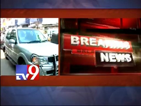 Dharmana and Vijay Sai Reddy appear in court in Y.S.Jagan assets case