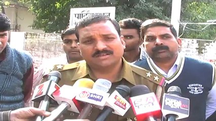 RPF pushes out elderly couple from moving train, 1 dead