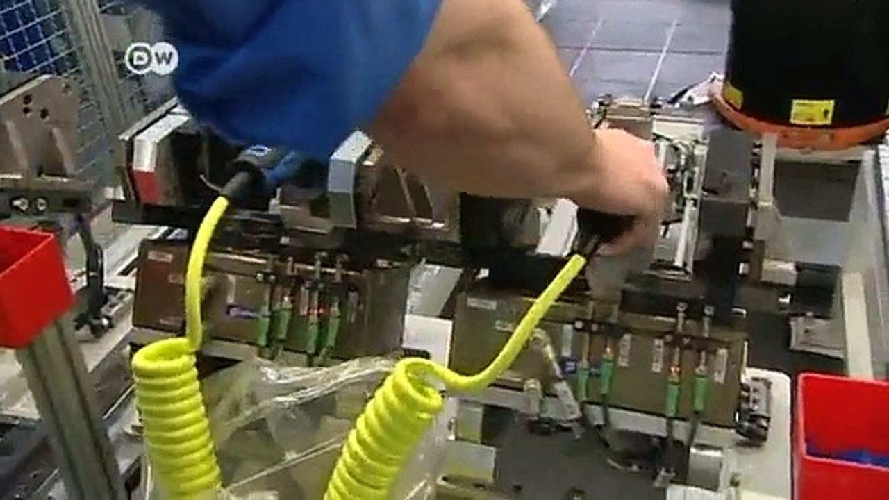 Stecker aus dem Sauerland für Elektroautos in Europa | Made in Germany