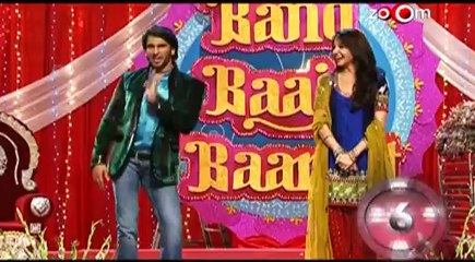 Anushka Sharma spotted with Arjun Kapoor in a movie hall