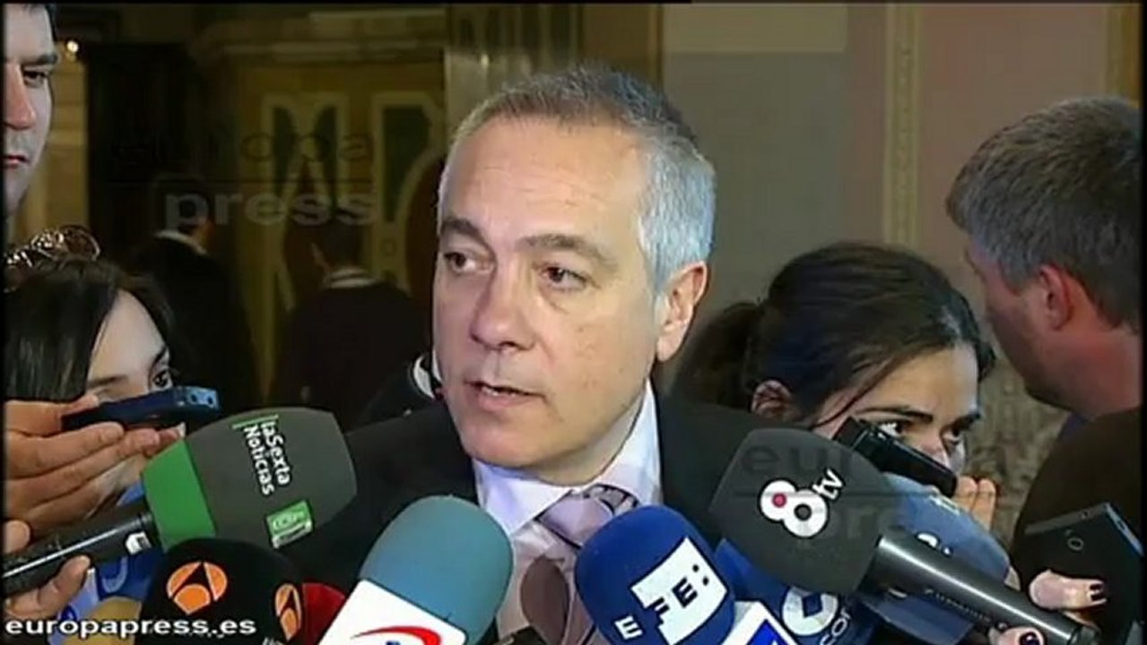 Navarro pide a Chacón que decida sobre el PSC