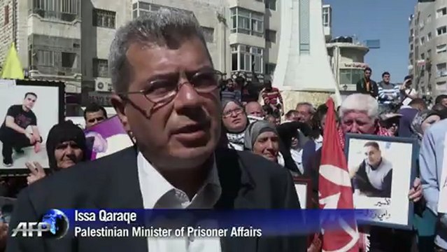 Protesters march in solidarity with prisoners on hunger strike