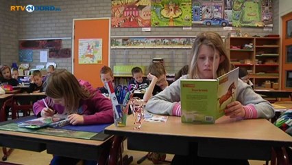 Ouders tegen scholenfusie in Leens - RTV Noord