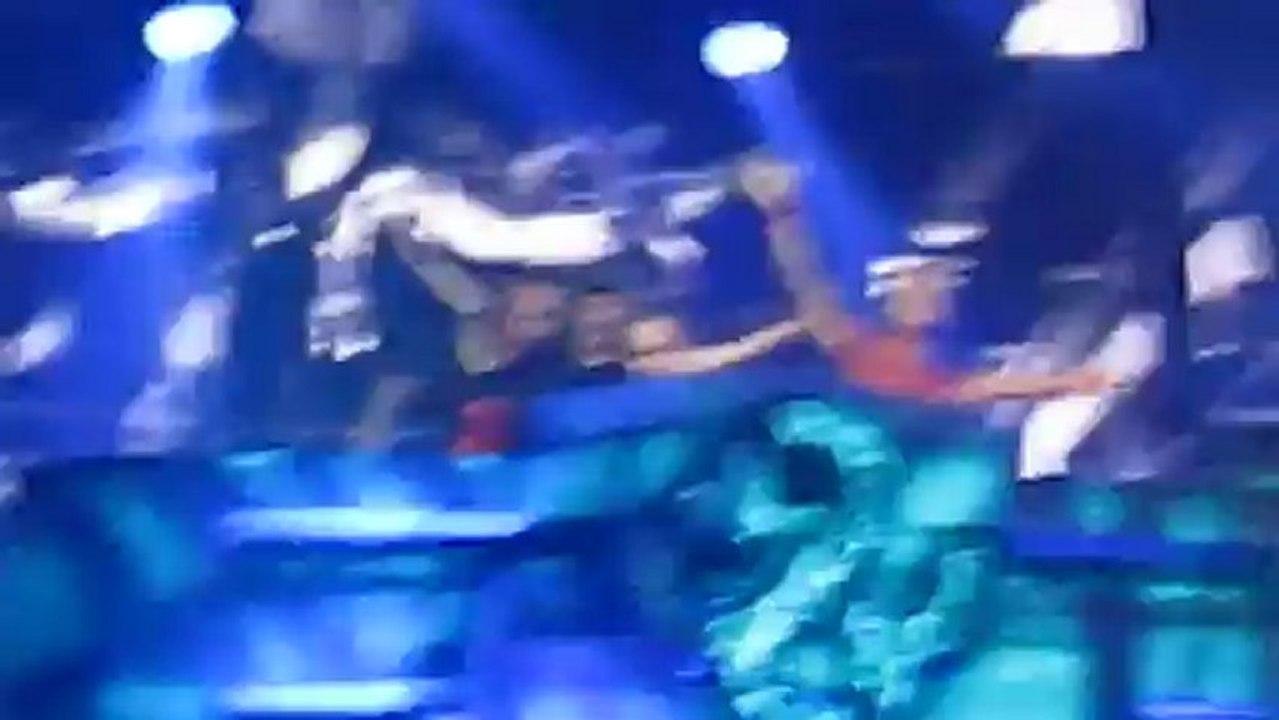 Noisecontrollers Vs D-block & S-te-Fan // Reverze Dimension // Sportpaleis