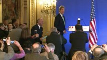 Kerry visita a França e fala sobre Síria e Irã