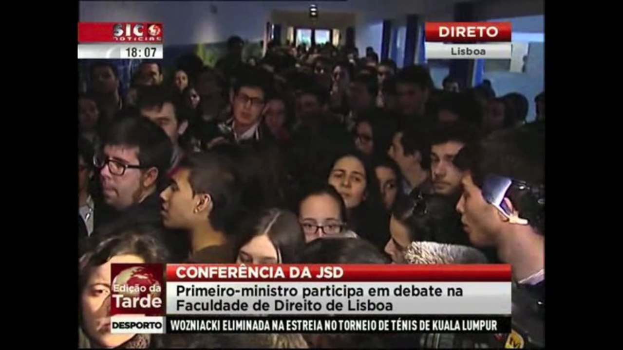 2013.02.27 Passos Coelho apupado na Faculdade de Direito de Lisboa