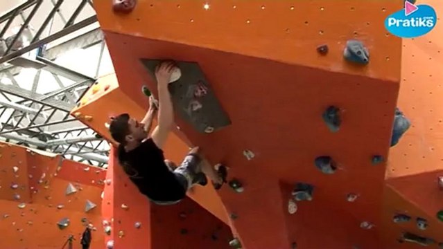 Escalade de bloc - Initiation : Passer un devers par Manuel CORNU vice-champion de France d'escalade de bloc