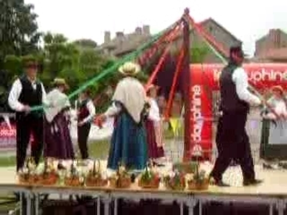 Danse folklorique