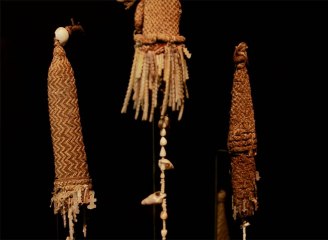 Histoires d'Objets / Emmanuel Kasarherou