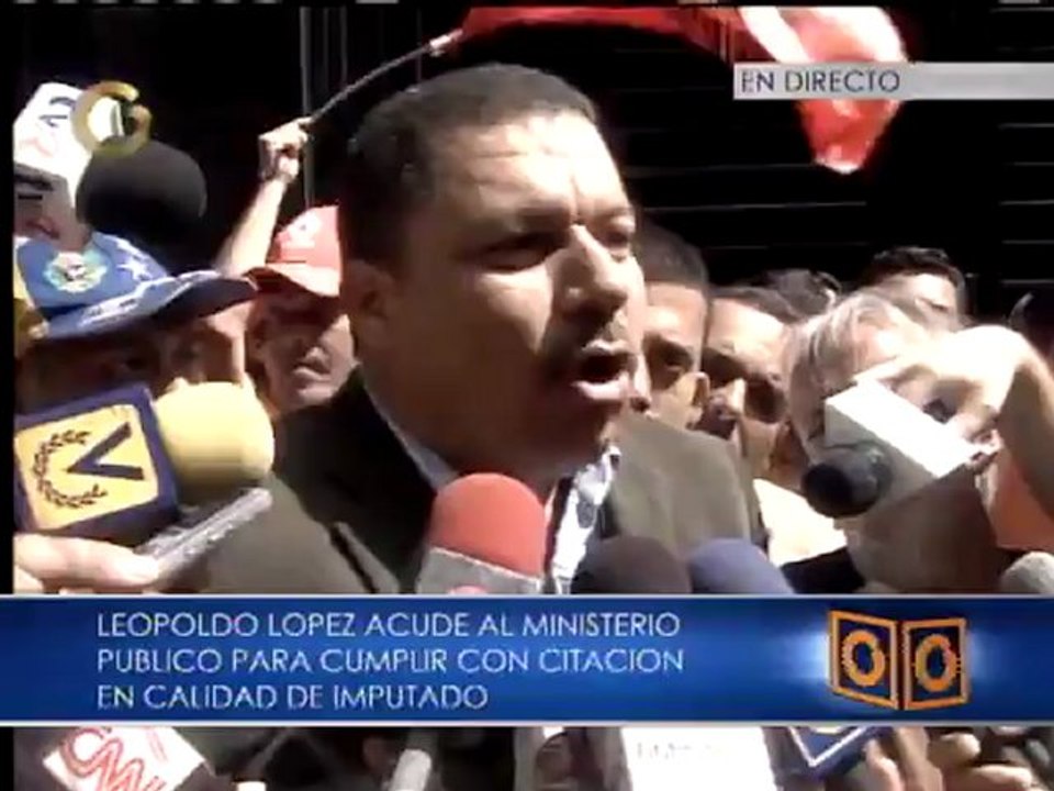 Dirigentes políticos acompañaron a Leopoldo Lóp...