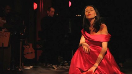 TEASER ROUGE VERSION LONGUE