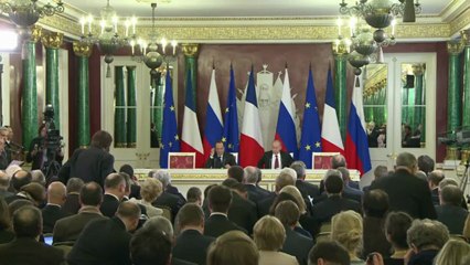 Syrie: Hollande voit des progrès avec la Russie