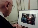 Galliani looking at the photo of  Balotelli