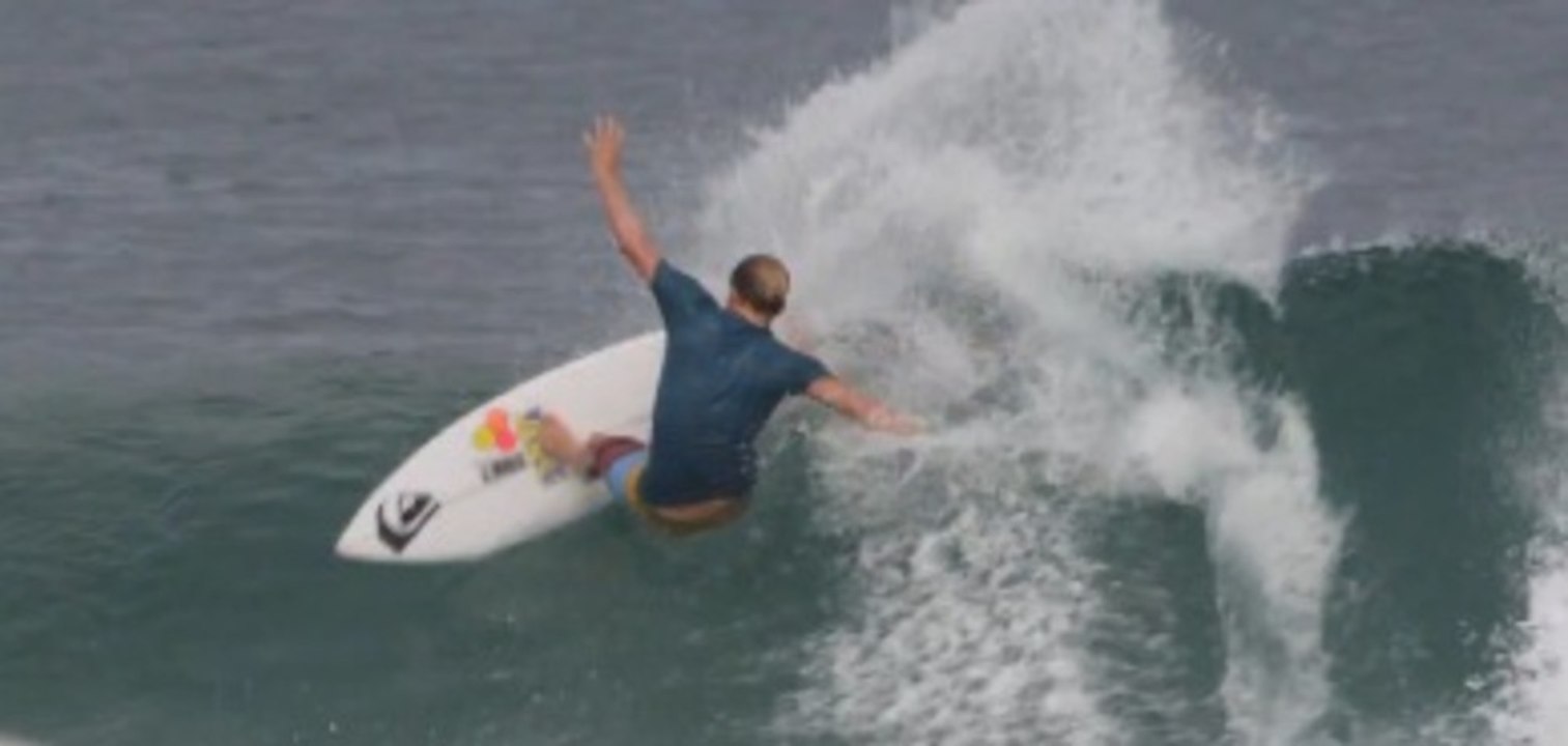 Surfing - Enjoy The Locals - Dane Reynolds Mexico