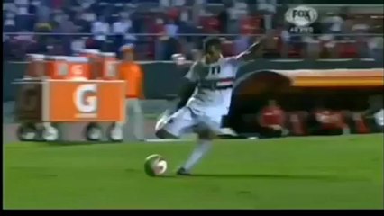 São Paulo vira sobre The Strongest e vence 1ª na Libertadores