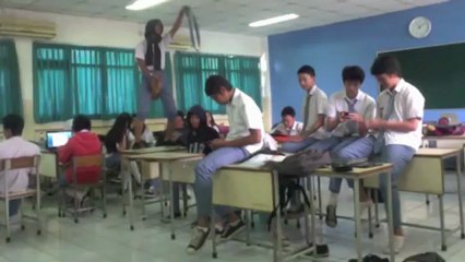 HARLEM SHAKE PART2 (HIGHSCHOOL VERSION)