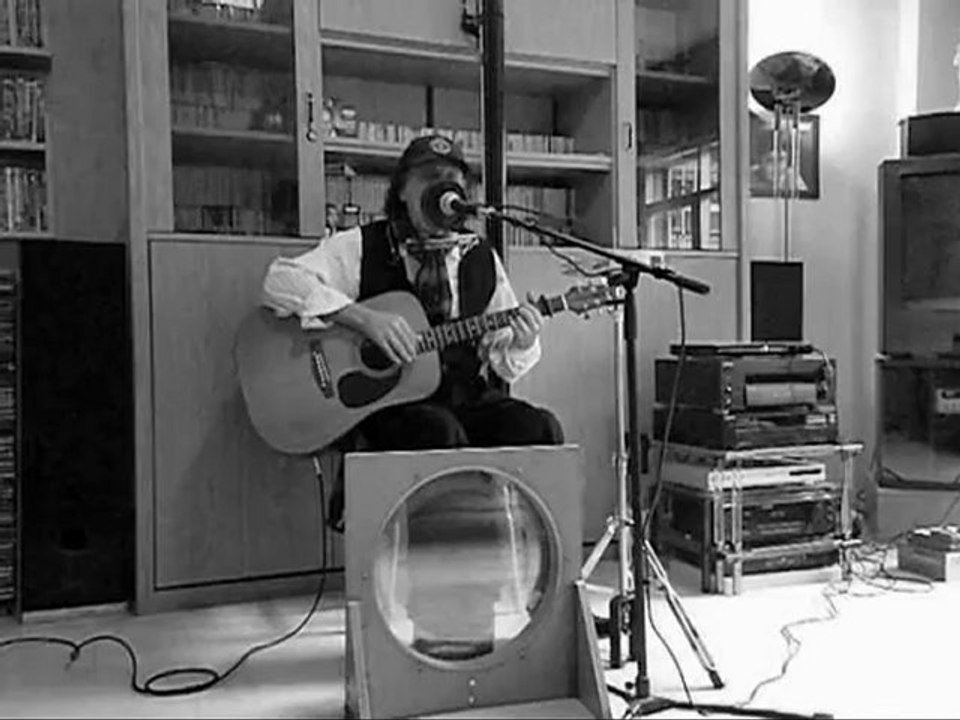 Levent Binyücel - On Man Band -Judy in Disguise