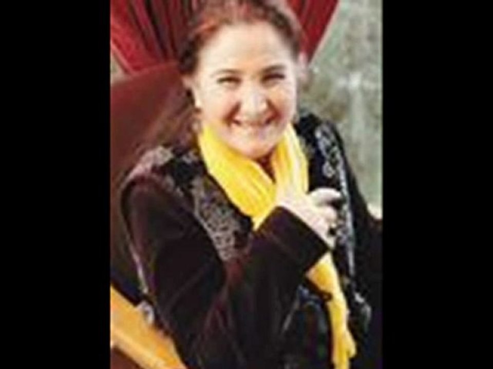 Sabahat Akkiraz - Seni Seven Sevmesini Bilmemis