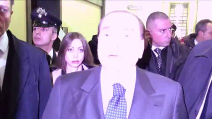 Berlusconi alega inocencia