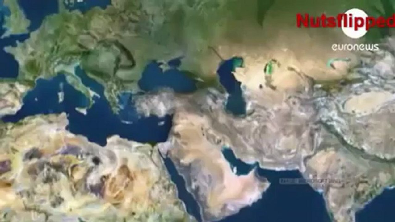 des tanks turcs traversent la frontière syrienne en soutien aux envahisseurs d' al qaida, les kurdes les attendent de pieds fermes