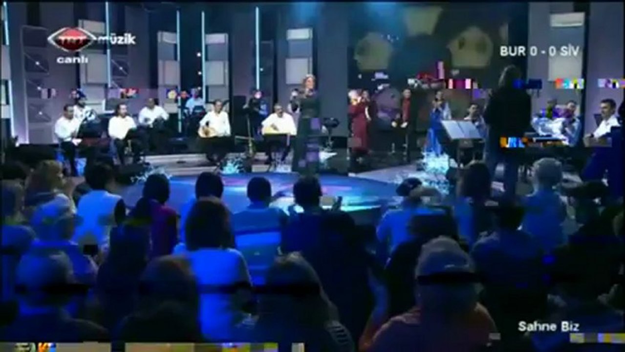 Zeynep BAŞKAN - Zilli de masa darbuka-TRT