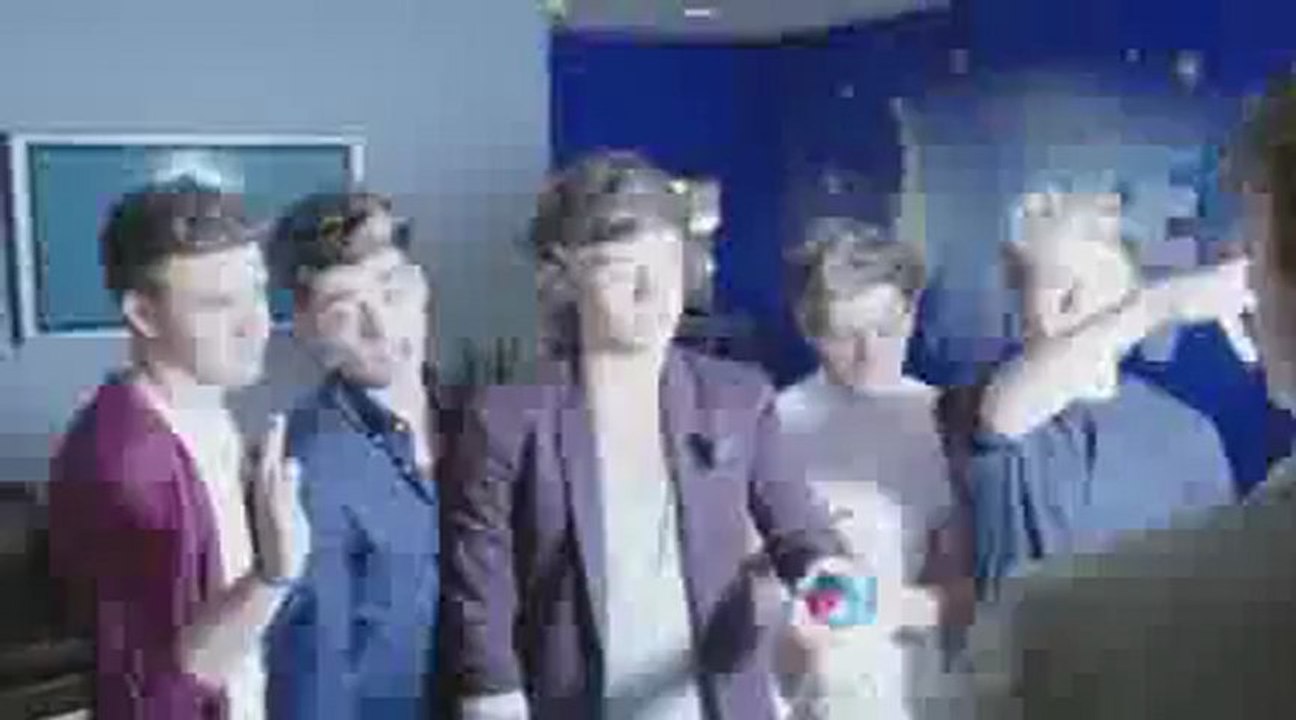 ONE DIRECTION PEPSI BLOOPERS