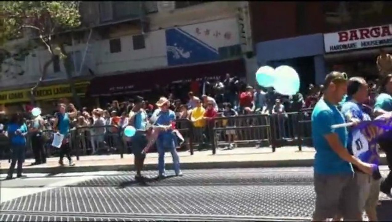 San Francisco Gay Pride Parade 2012 - WingSP117 -  3