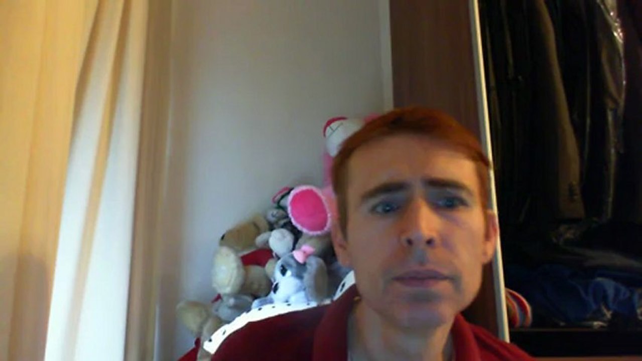 Wiwi égratigne "faut qu'j'la livre" du Festival Roblès