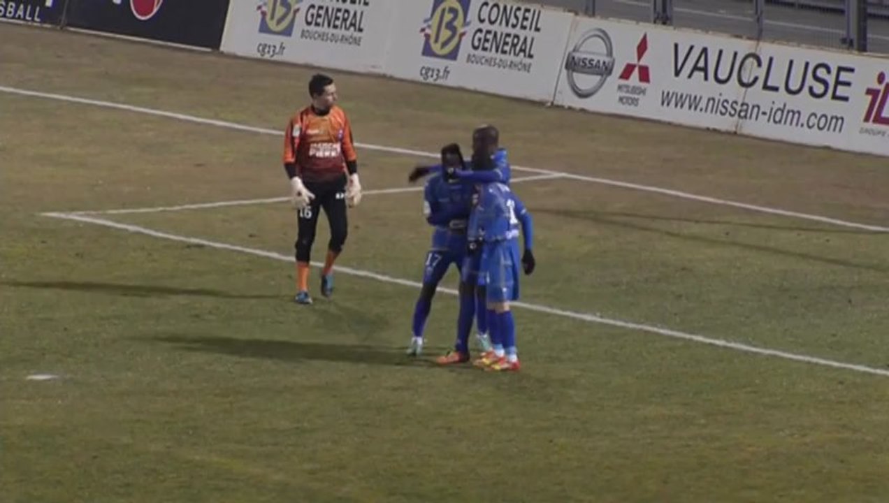 AC Arles Avignon (ACA) - AJ Auxerre (AJA) Le résumé du match (27ème journée) - saison 2012/2013