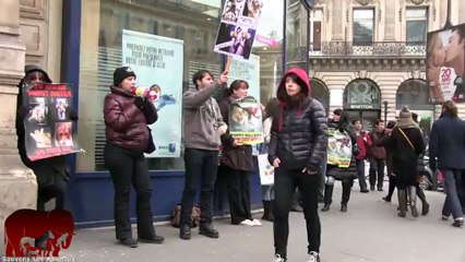 Rassemblement anti vivisection devant l'agence Opera d'Air France (02.03.2013)