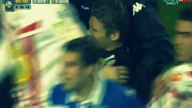 La bagarre entre joueurs de Bastia et d'Ajaccio lors du derby corse