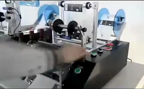 Semi-Automatic Labeling Machine for Bottles